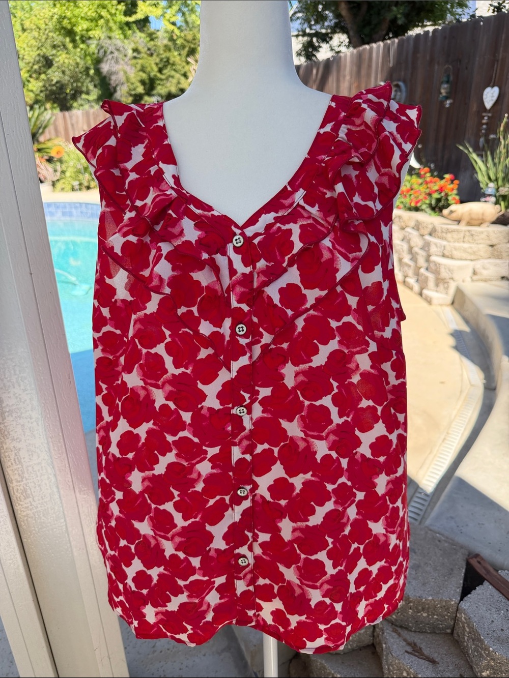 CAbi Red and White Floral Button Front Tank Top